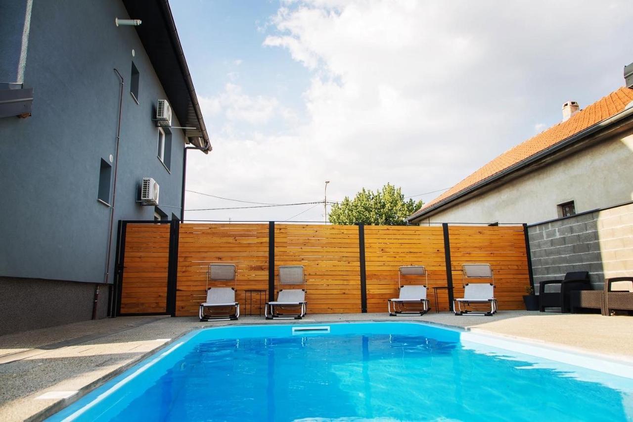 Holiday Home Thesaurum Karanac Exterior photo